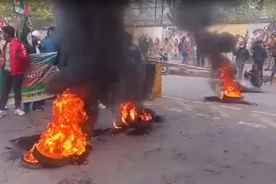 Militants Block Roadways, Shed Tyres Over Train Test In Bihar Bandh
