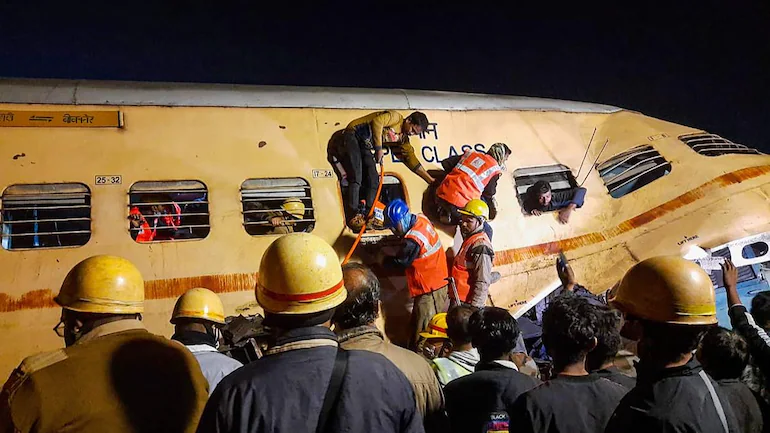 Casualty touches 8 in Bikaner-Guwahati Express train derailment, probe got