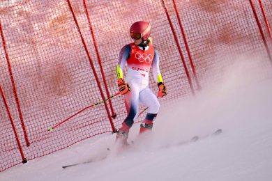 Mikaela Shiffrin collapses out on initial run of gigantic slalom at Beijing Winter months Olympics