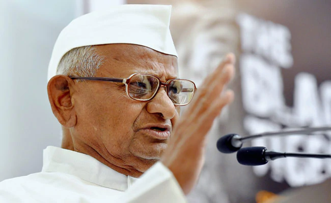 Social Lobbyist Anna Hazare Suspends Objection Against Maharashtra's A glass of wine Policy