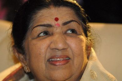 Lata Mangeshkar: Beloved Indian singer dies at 92