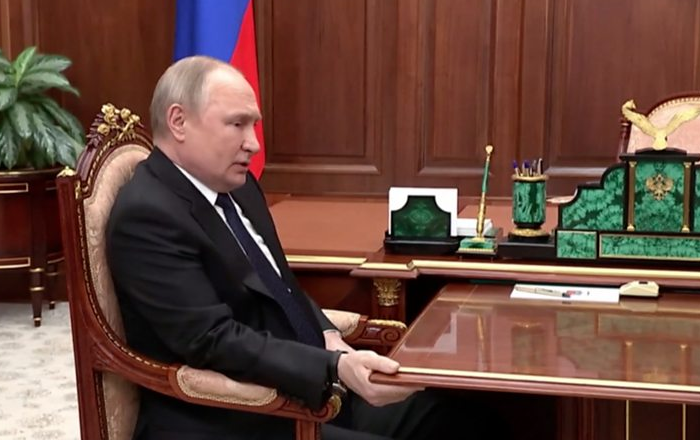 Ukraine round-up: Putin withdraws storming of Azovstal as Mariupol 'mass graves' found