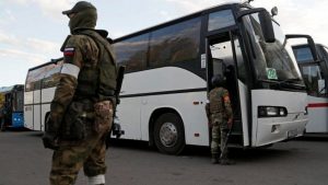 Ukraine round-up: Beauty blogger row and also UK desserts to evacuees