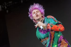 Machine Gun Kelly goes for it during Bonnaroo fest’s final hours: ‘It feels like residence now’