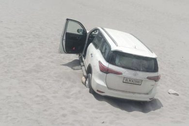 Couple Driving Fortuner On Ladakh's Dune Angers Internet, Fined 50,000