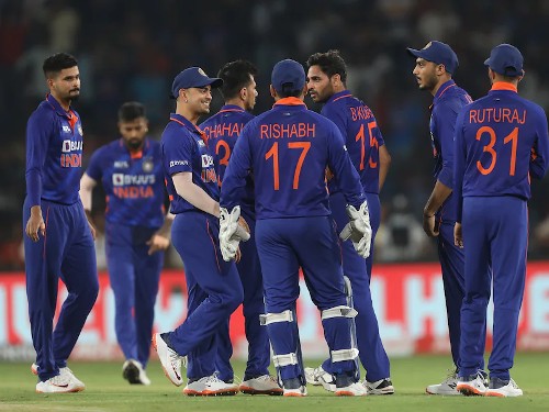 "Don't Have Wicket-Taking Bowlers": Sunil Gavaskar's Scathing Objection After India's Loss To South Africa in 2nd T20I
