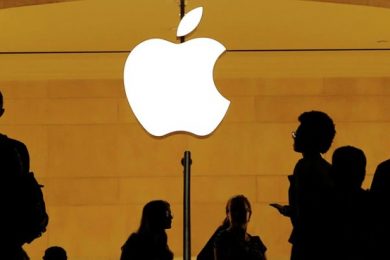 Apple Warns Of Flaw That Lets Hackers Seize Control Of iPhones, Macbooks