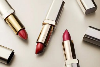 Don't Miss Out On These Steal Deals At Upto 60% Off On Cult Lipsticks For The Festive Season