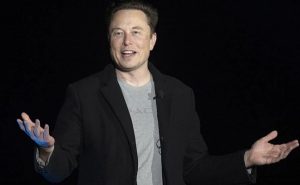 Elon Musk Tells Twitter Employees He Doesn’t Plan to Cut 75% Of Jobs