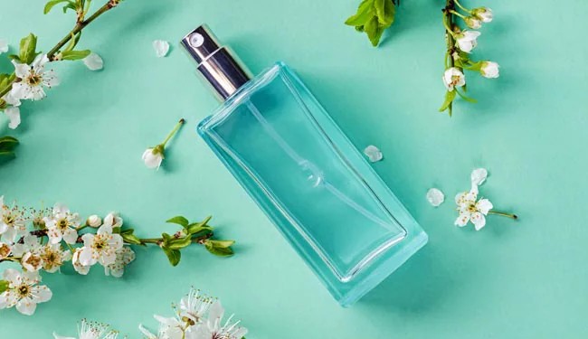 6 Beautiful Fragrances For Women To Gift Your Loved Ones For Diwali 2022