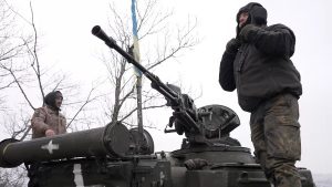 Ukraine war: Bakhmut defenders plea for Western tanks