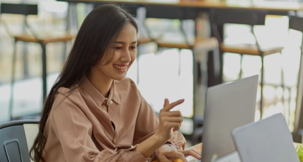 7 ChatGPT Prompts To Write Perfect Social Media Hooks In Seconds