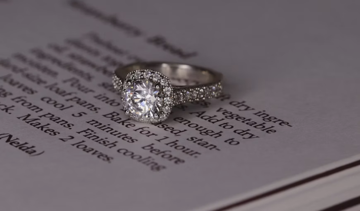 Top 10 Places To Find Affordable Engagement Rings