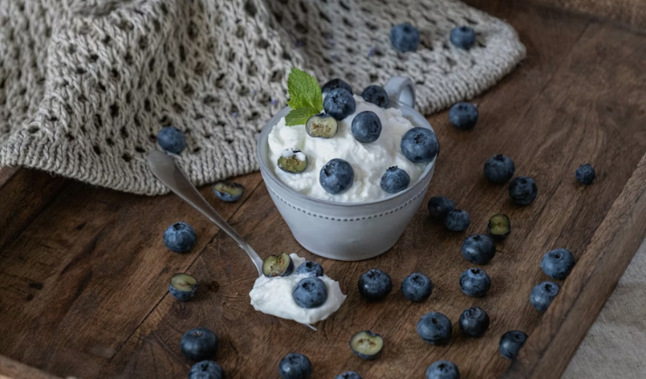 5 Bedtime Snacks That Help You Sleep Better Tonight