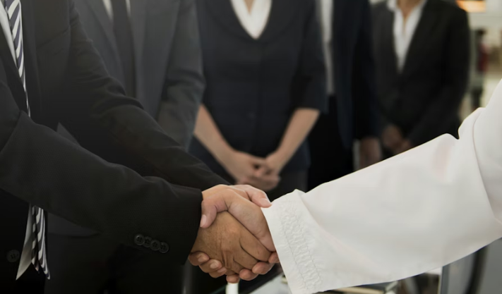 How Leadership Shapes Trust in High-Touch Industries