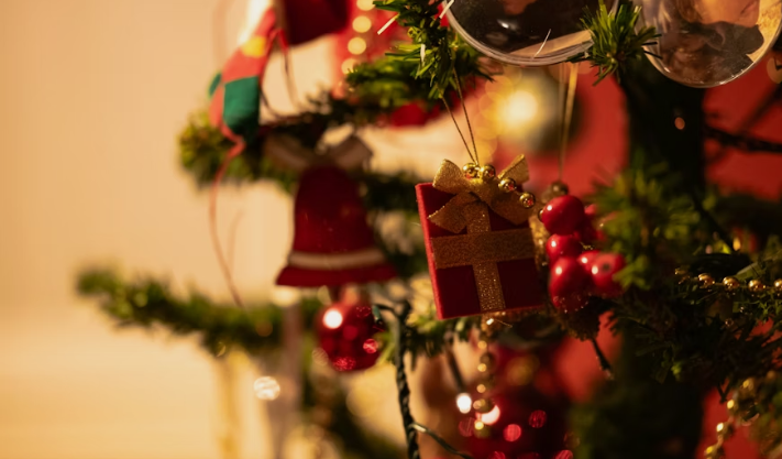 Christmas Spirit Shines Across America as Communities Celebrate