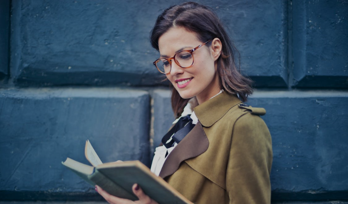 8 Powerful Books Every Intrapreneur Should Read to Drive Real Change