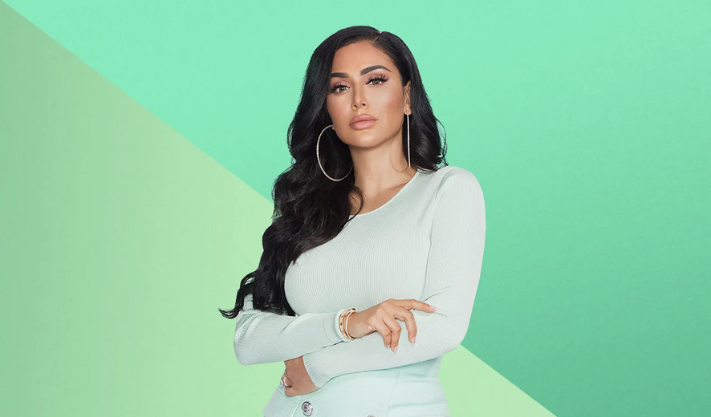 Huda Kattan: The Digital Beauty Mogul Who Built a Global Empire