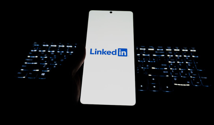 9 LinkedIn Algorithm Changes Affecting Your Reach in 2026