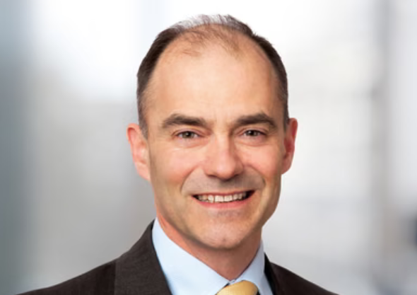 Warren East: The Visionary Leader Behind Global Engineering Innovation