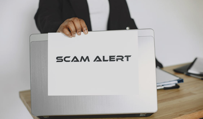 10 Practical Ways Businesses Can Help Customers Fight Fraud and Scams