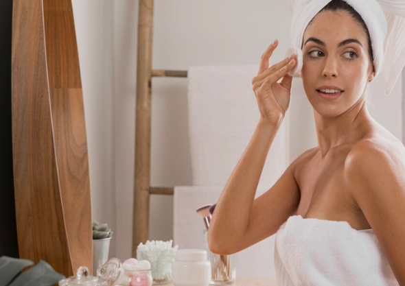 What Is the Best Skincare Routine for Dry Skin?