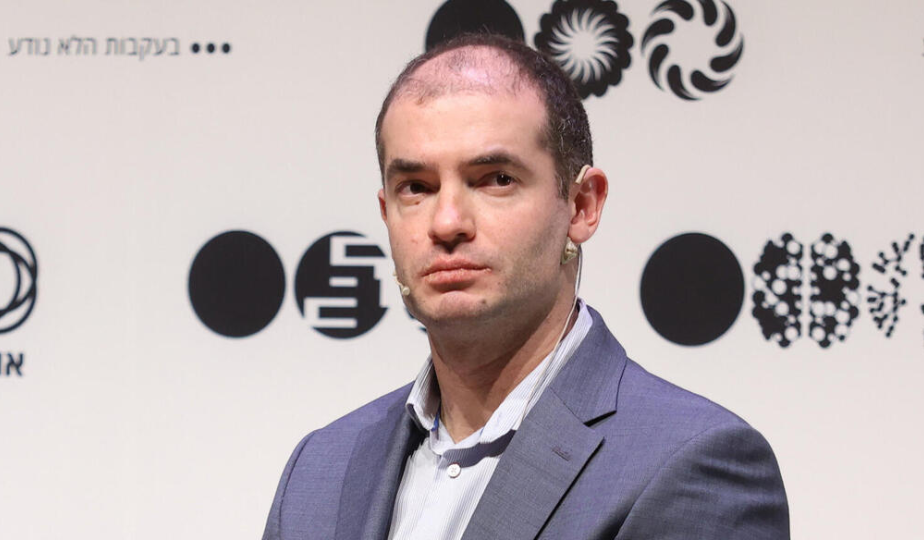 The Story of Ilya Sutskever and the Rise of Modern Artificial Intelligence